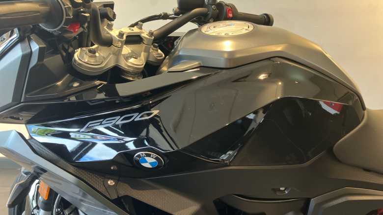 BMW F900 XR (25MY)
